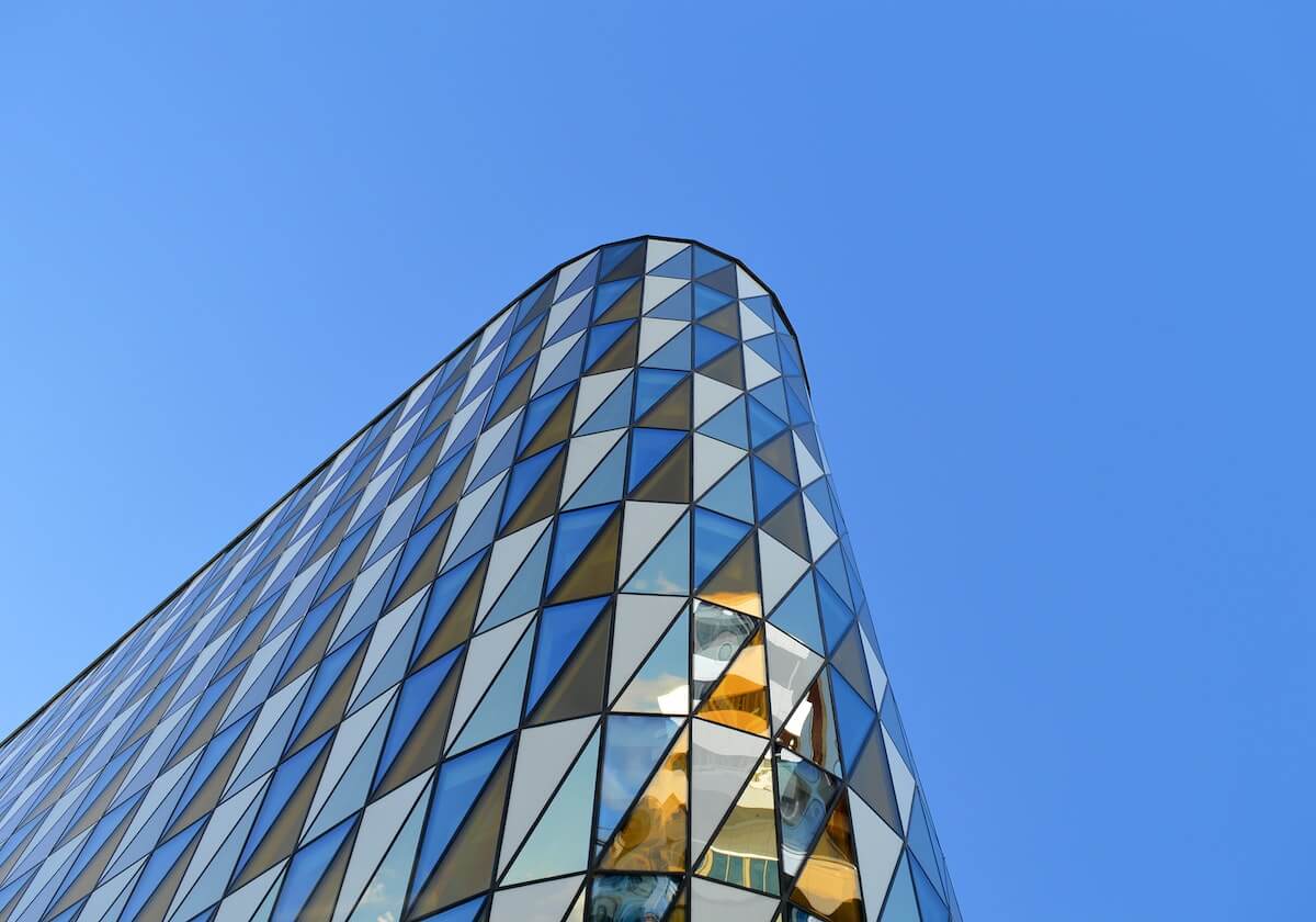 体育平台-斯诺克大师赛：吴宜泽战胜肖国栋晋级四强