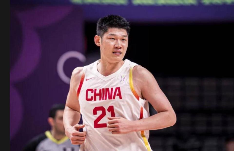 体育APP-男篮国家队名单公布！郭士强听劝，庞峥麟、贺希宁、王浩然入选